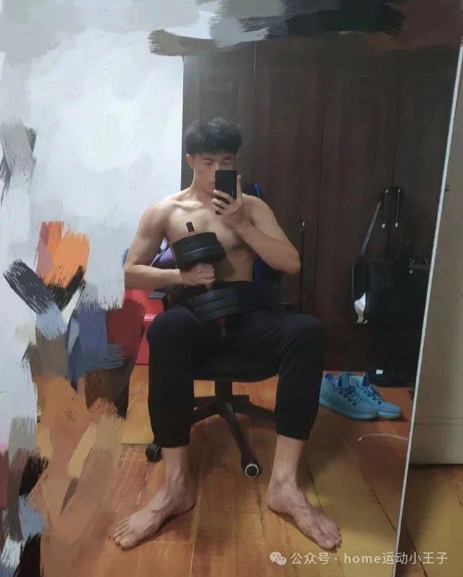 明星胸肌腹肌健身_腹肌健身明星胸肌视频_腹肌健身明星胸肌图片